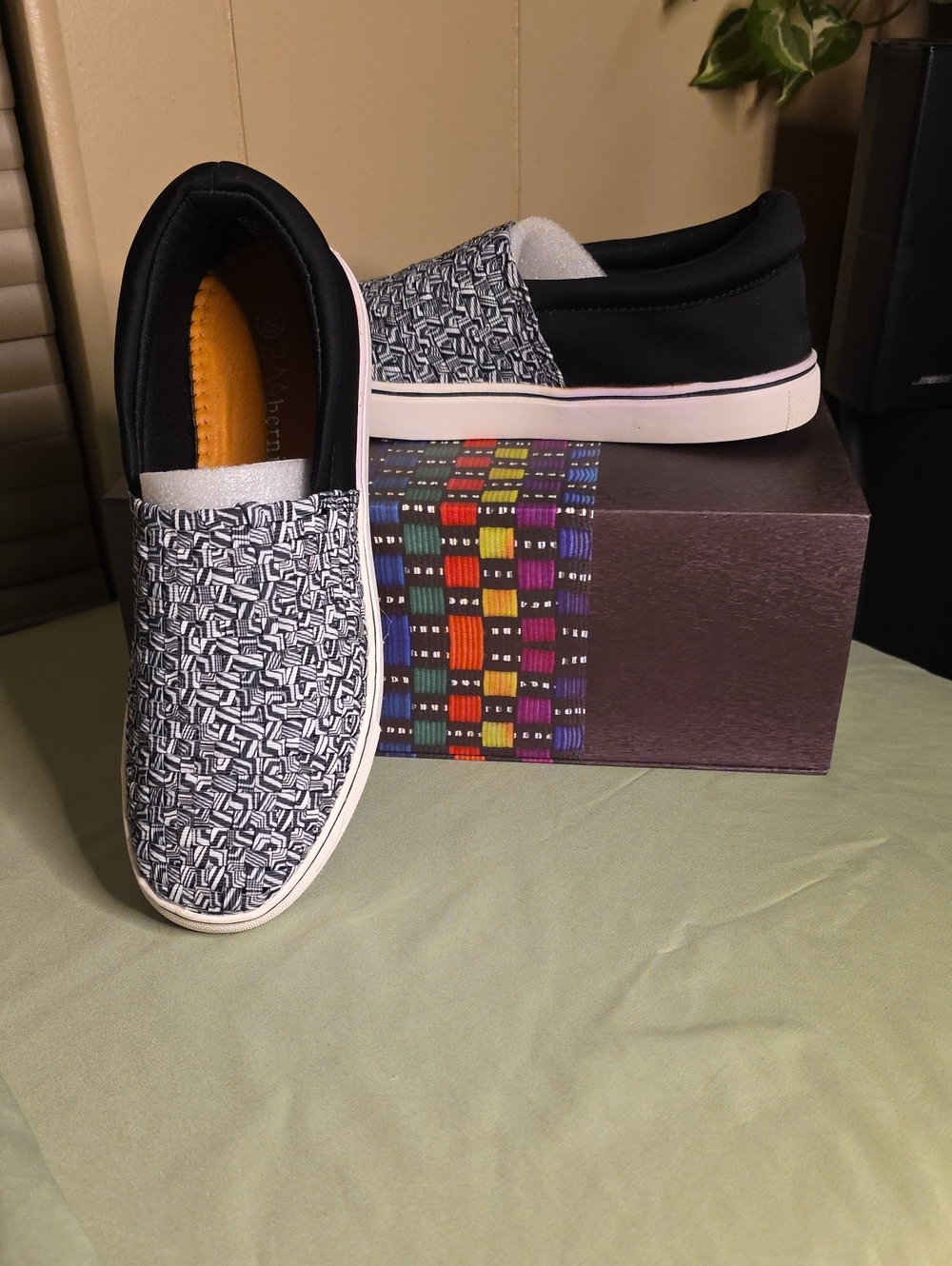 bernie mev. Black & White Patterned Slip-On Sneakers